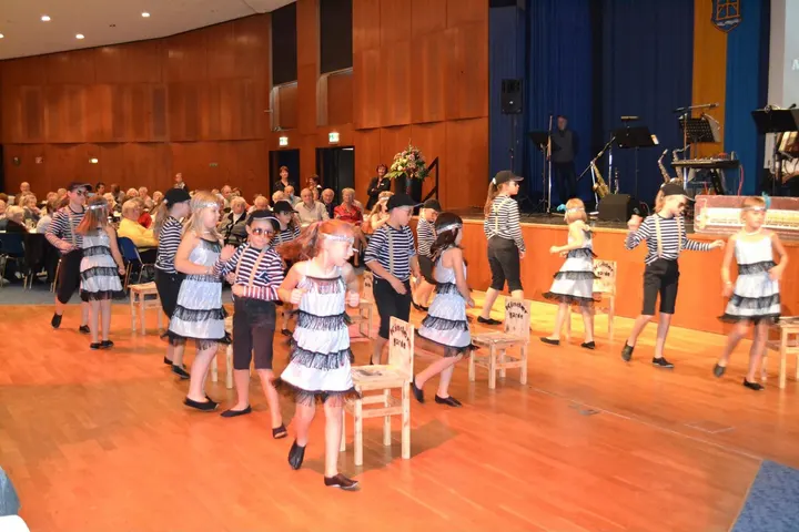 Charleston Auftritt – Europa-Show-Tanzgarde